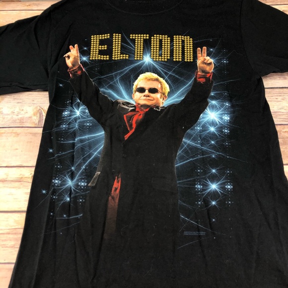 Elton John 2015 Tour Shirt - Picture 3 of 4